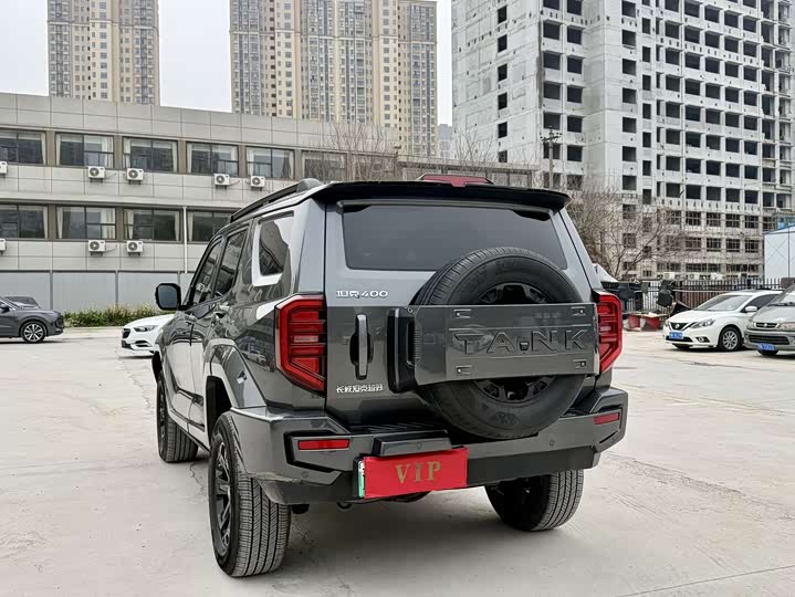 Фото 9 - Tank 400 Hybrid