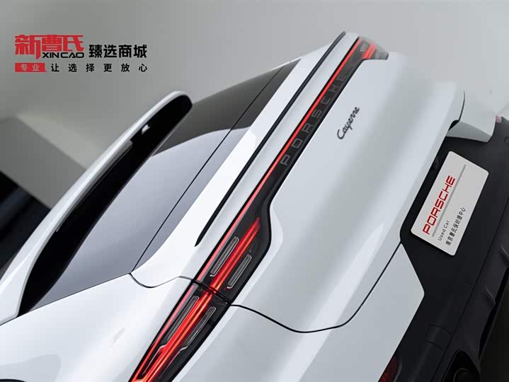 Фото 7 - Porsche Cayenne