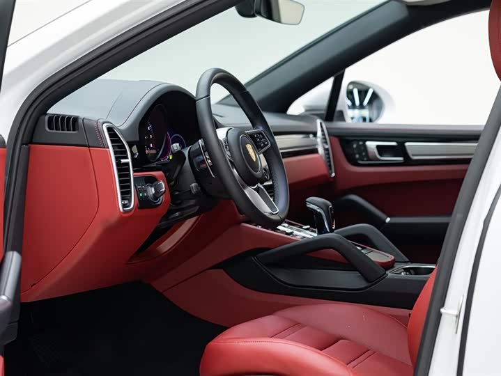 Фото 9 - Porsche Cayenne