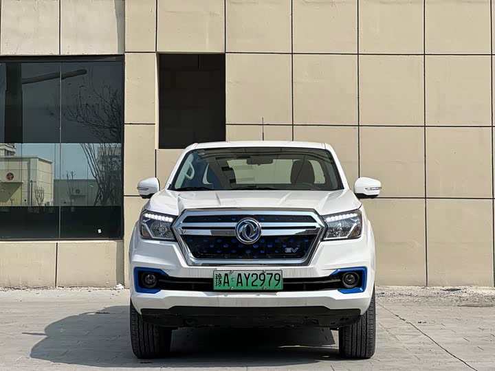 Фото 2 - Dongfeng Rich 6 EV