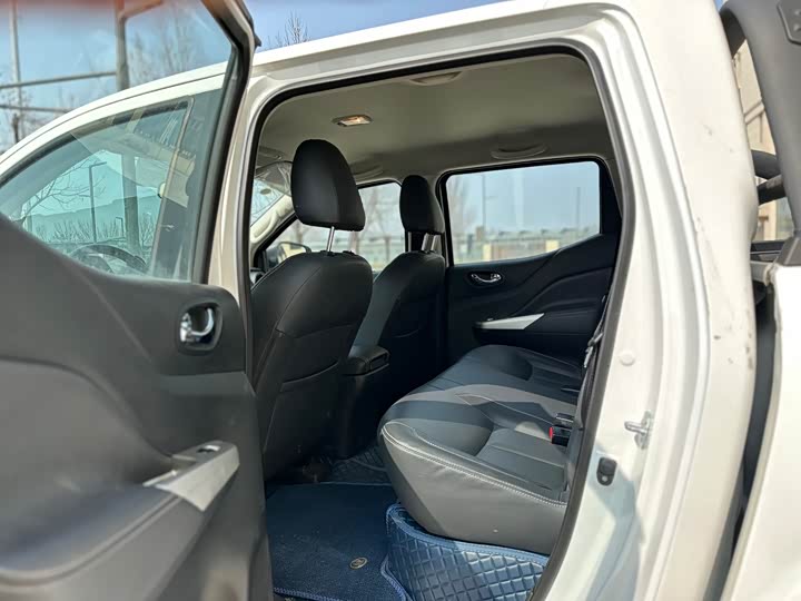 Фото 5 - Dongfeng Rich 6 EV