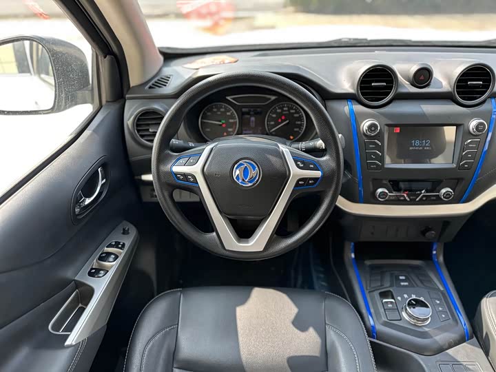 Фото 6 - Dongfeng Rich 6 EV