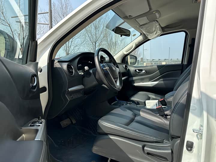 Фото 9 - Dongfeng Rich 6 EV