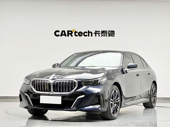 Zdjęcie 1 - BMW 5 Series