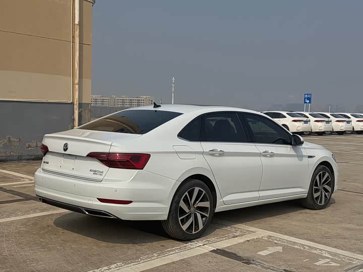 Фото 6 - Volkswagen Sagitar L