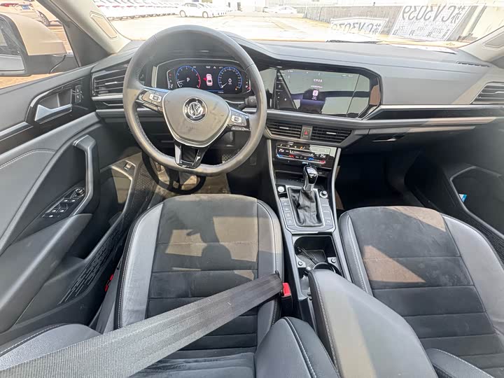 Фото 9 - Volkswagen Sagitar L