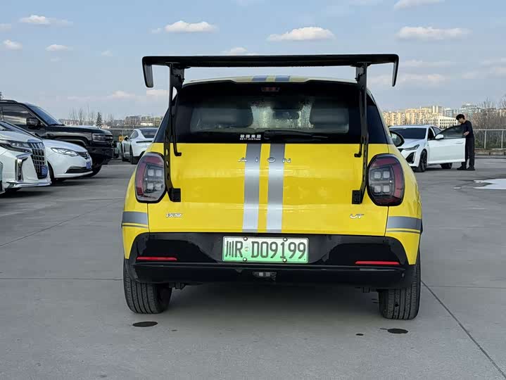 Фото 6 - GAC Aion UT