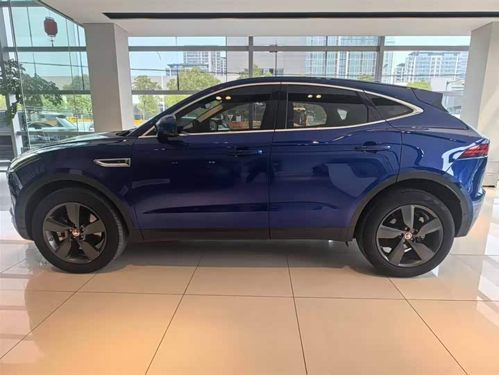 Photo 7 - Jaguar E-Pace