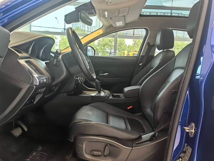 Photo 8 - Jaguar E-Pace