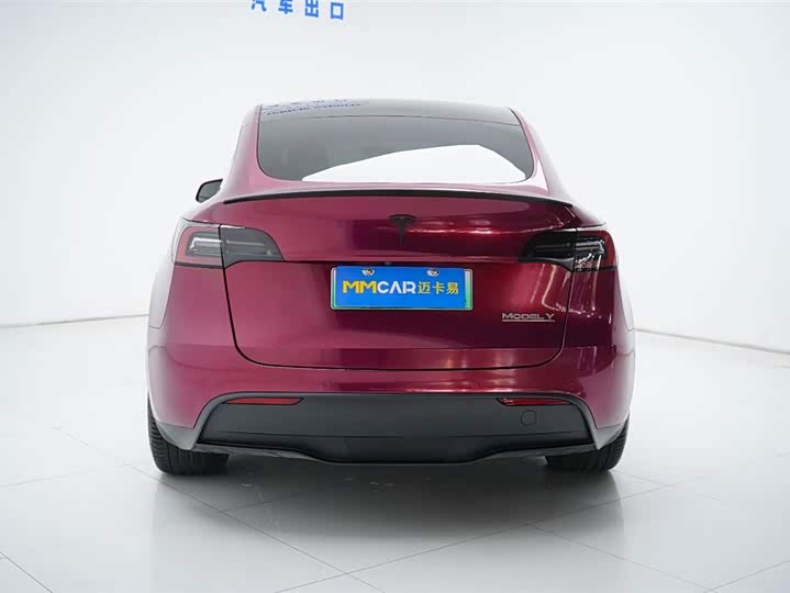 Photo 2 - Tesla Model Y