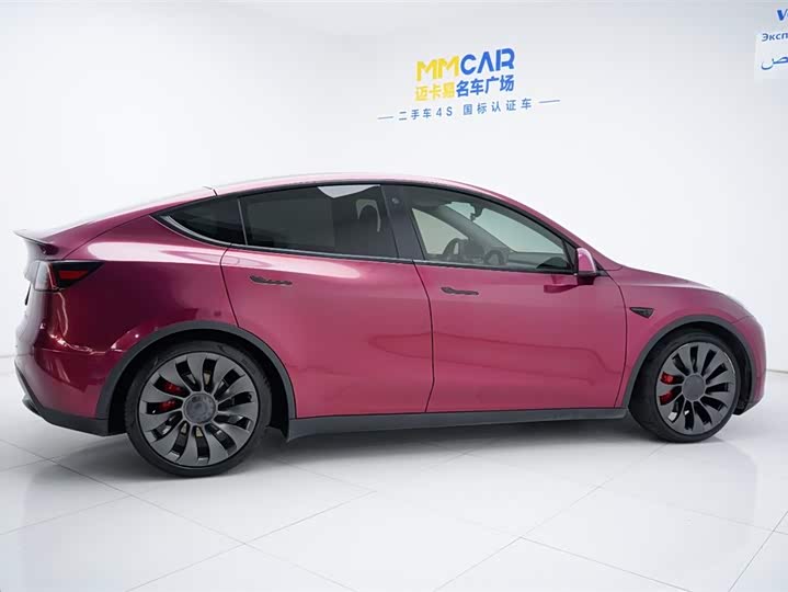 Photo 4 - Tesla Model Y