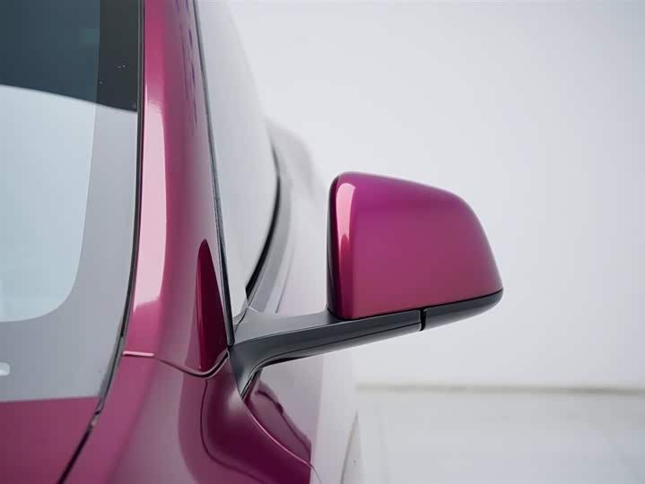 Photo 6 - Tesla Model Y