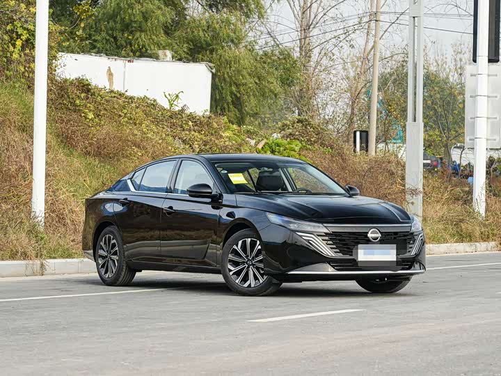 Фото 3 - Nissan Teana