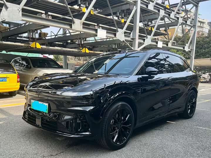 Фото 1 - Zeekr 7X