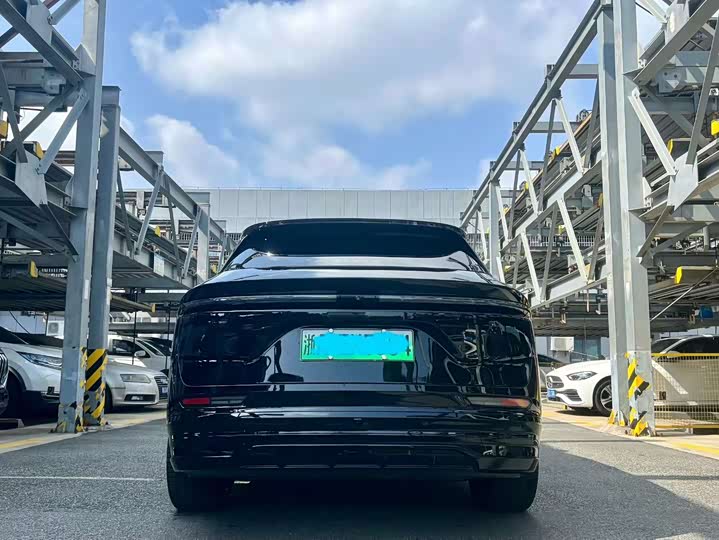 Фото 8 - Zeekr 7X