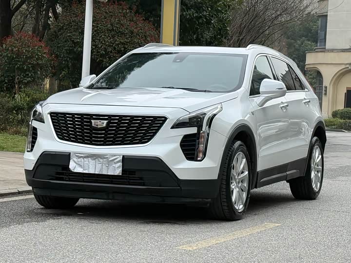 Фото 7 - Cadillac XT4