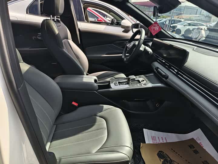 Фото 9 - GAC Trumpchi Empow R