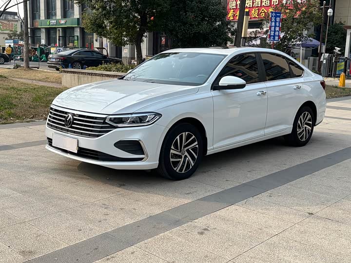 Фото 1 - Volkswagen Lavida