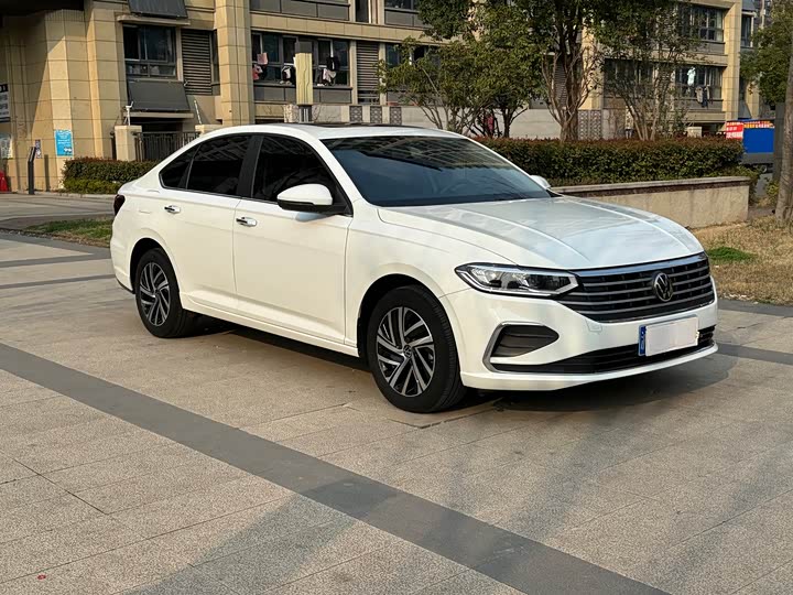 Фото 3 - Volkswagen Lavida