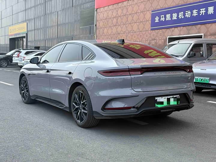 Фото 4 - BYD Han