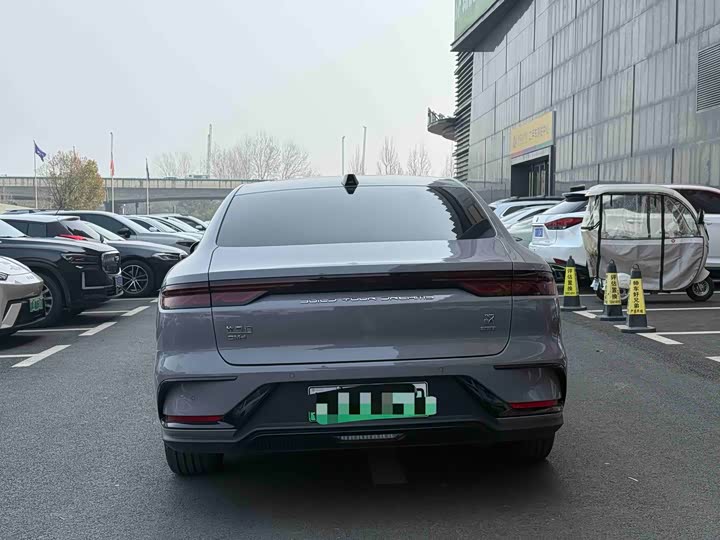 Фото 6 - BYD Han