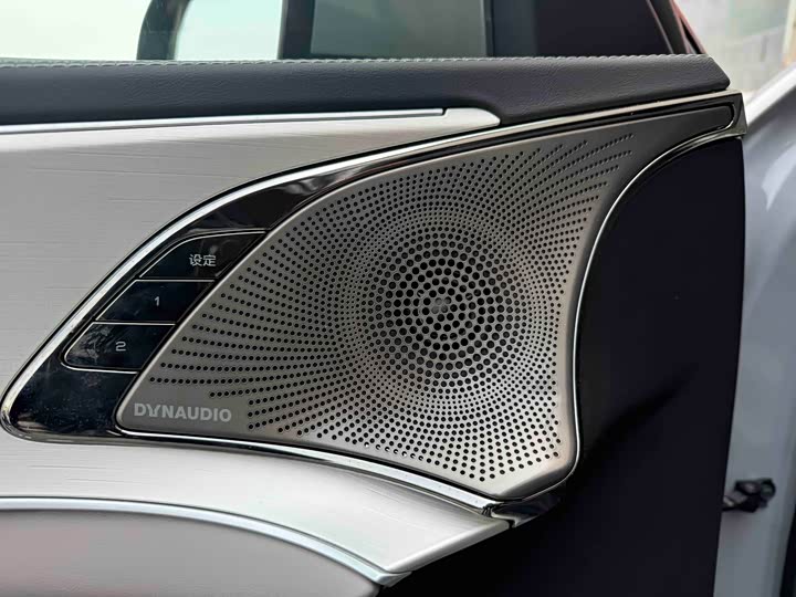 Фото 8 - BYD Han