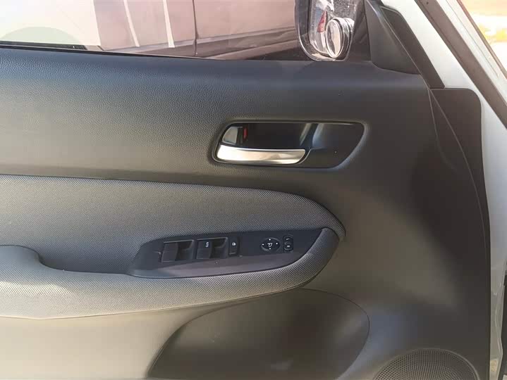 Фото 7 - Honda Life