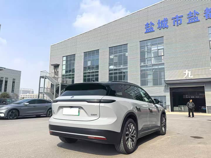 Фото 5 - Nio ES6