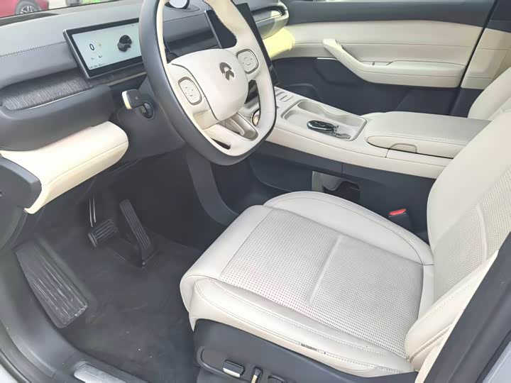 Фото 7 - Nio ES6