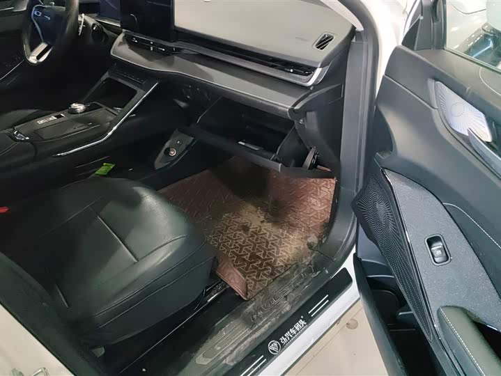 Фото 8 - Haval H6