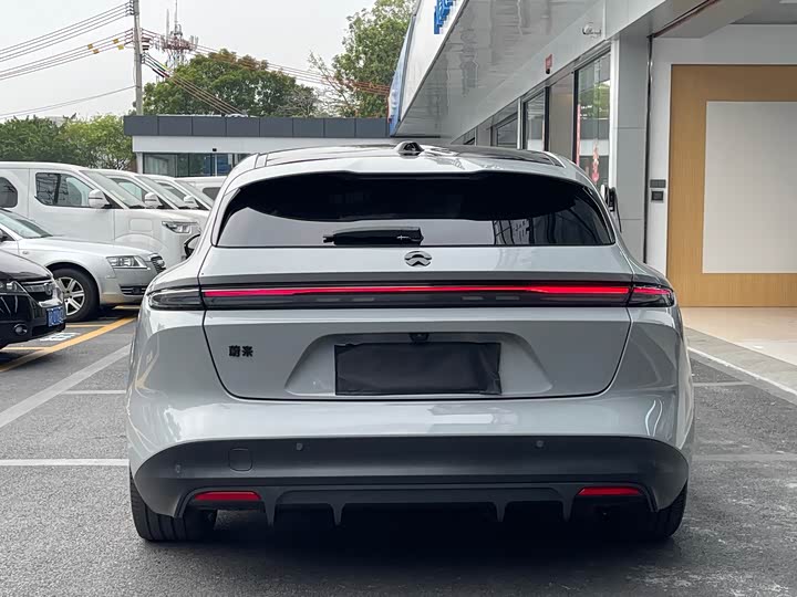 Фото 7 - Nio ET5T