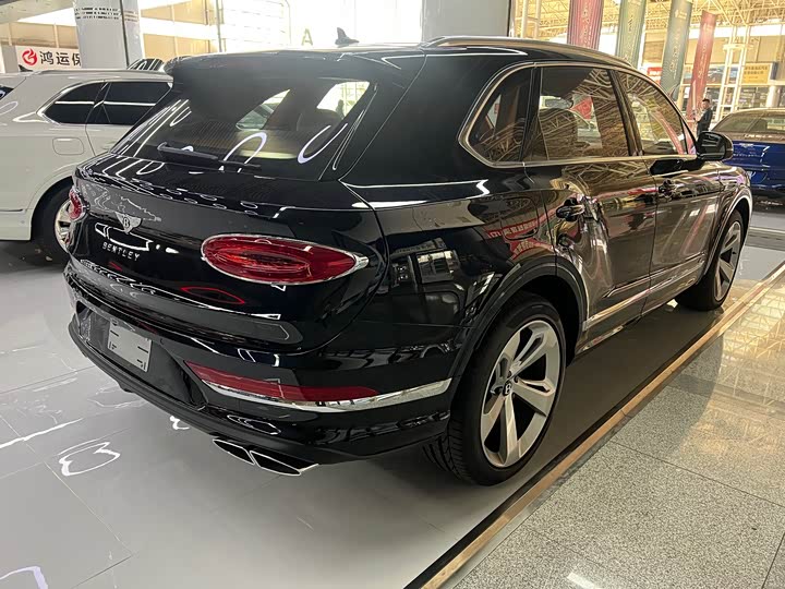 Фото 8 - Bentley Bentayga