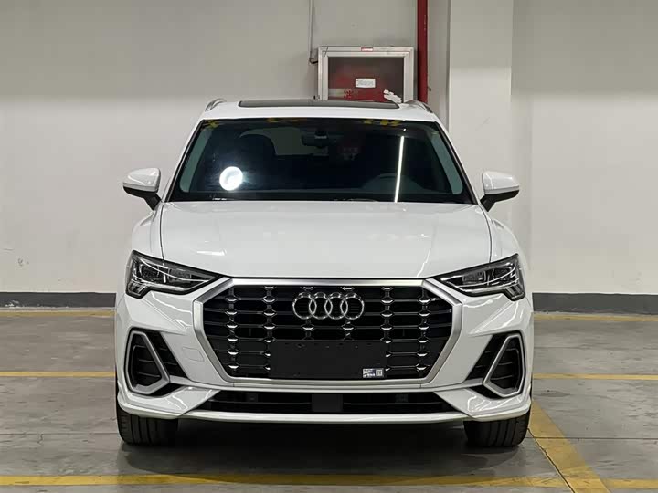 Фото 2 - Audi Q3