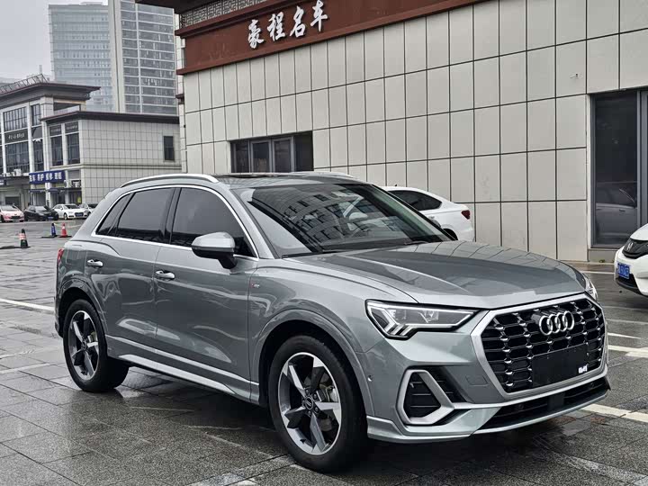 Фото 3 - Audi Q3
