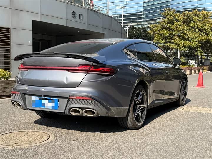 Фото 7 - MG Motor 7