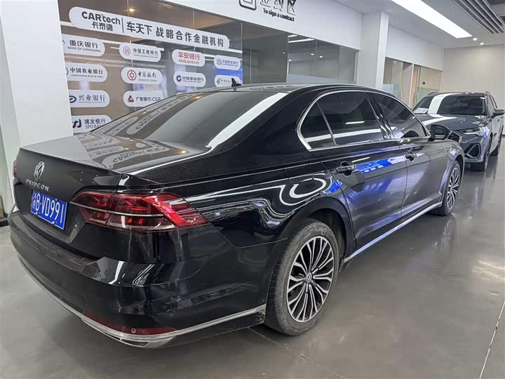 Фото 7 - Volkswagen Phideon