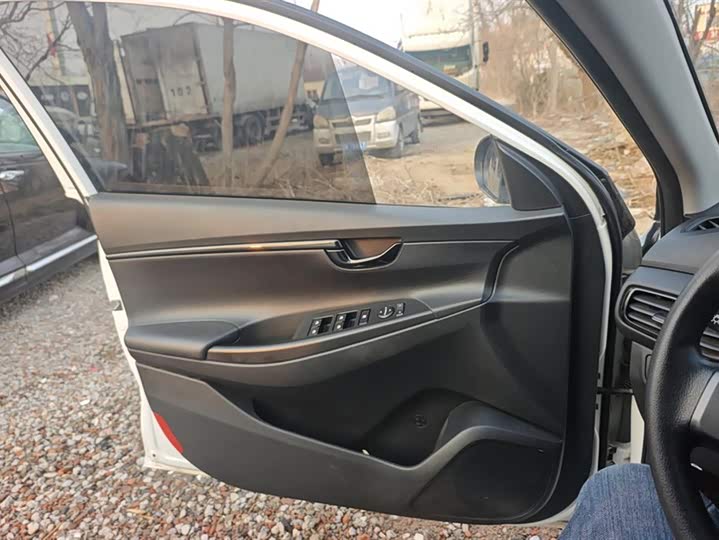 Фото 7 - Hyundai Celesta