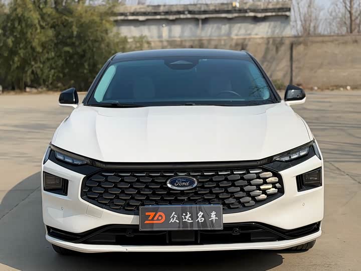 Фото 2 - Ford Mondeo