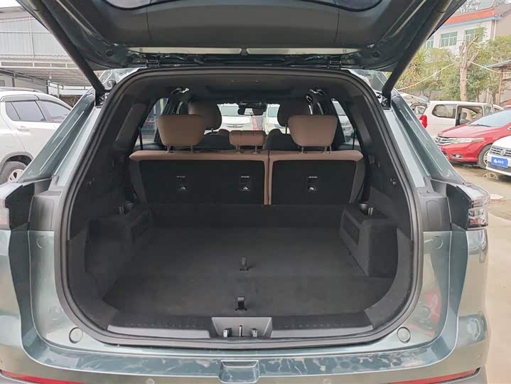 Photo 4 - Chery Fulwin T8