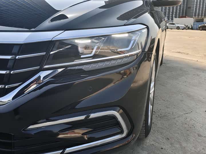 Фото 2 - Volkswagen Passat