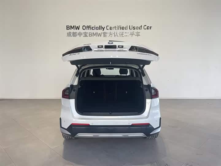 Фото 6 - BMW iX1