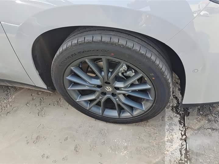 Фото 6 - Leapmotor C10