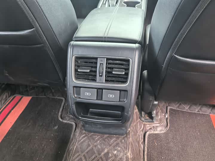 Фото 6 - Honda Accord