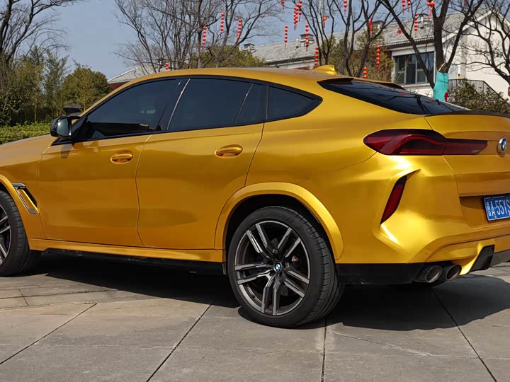 Фото 4 - BMW X6 M