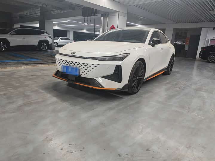 Photo 1 - Changan UNI-V