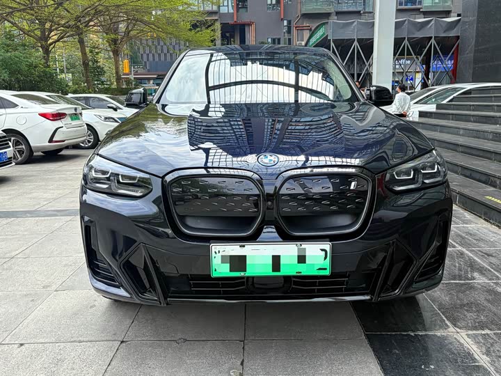 Фото 2 - BMW iX3