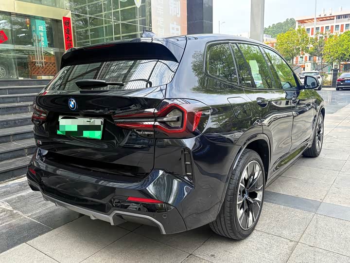 Фото 7 - BMW iX3