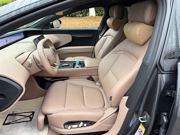 Фото 8 - Avatr 12