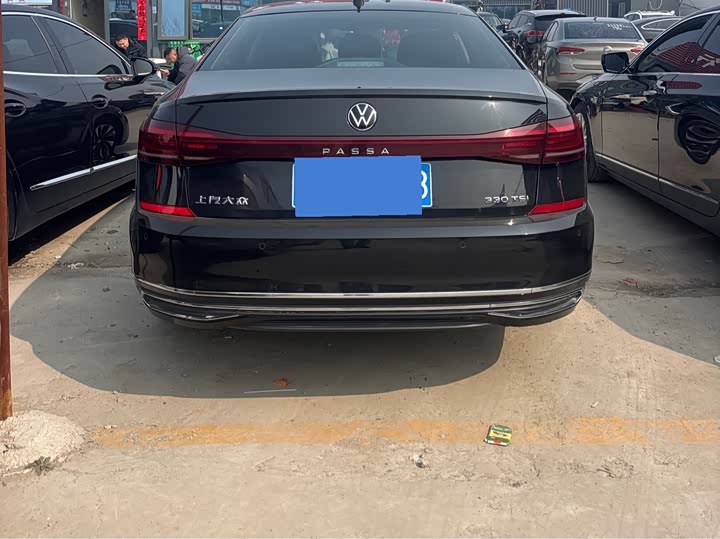 Photo 3 - Volkswagen Passat