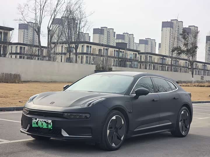 Фото 1 - Zeekr 001